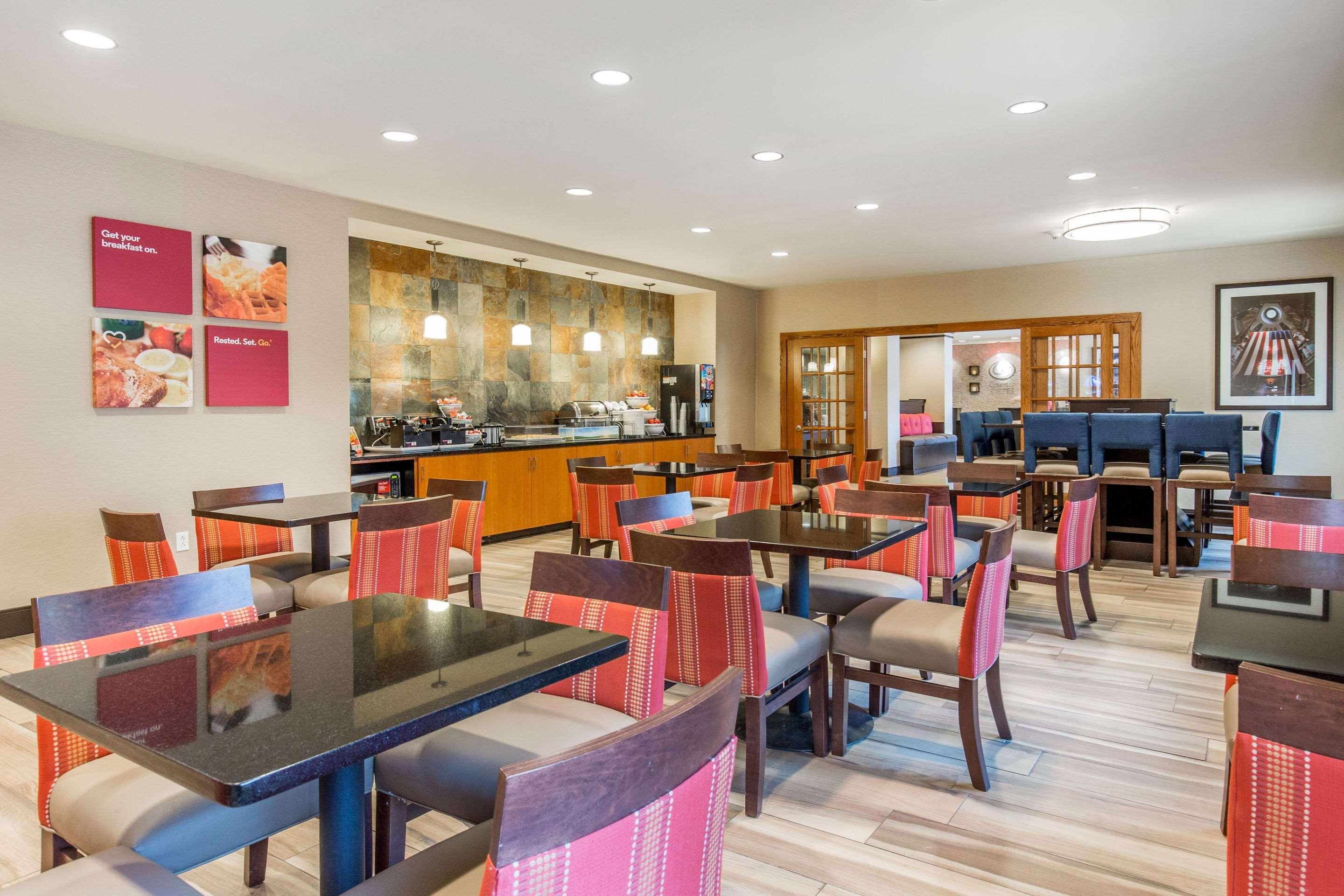 Comfort Suites Fairview Heights Exterior foto