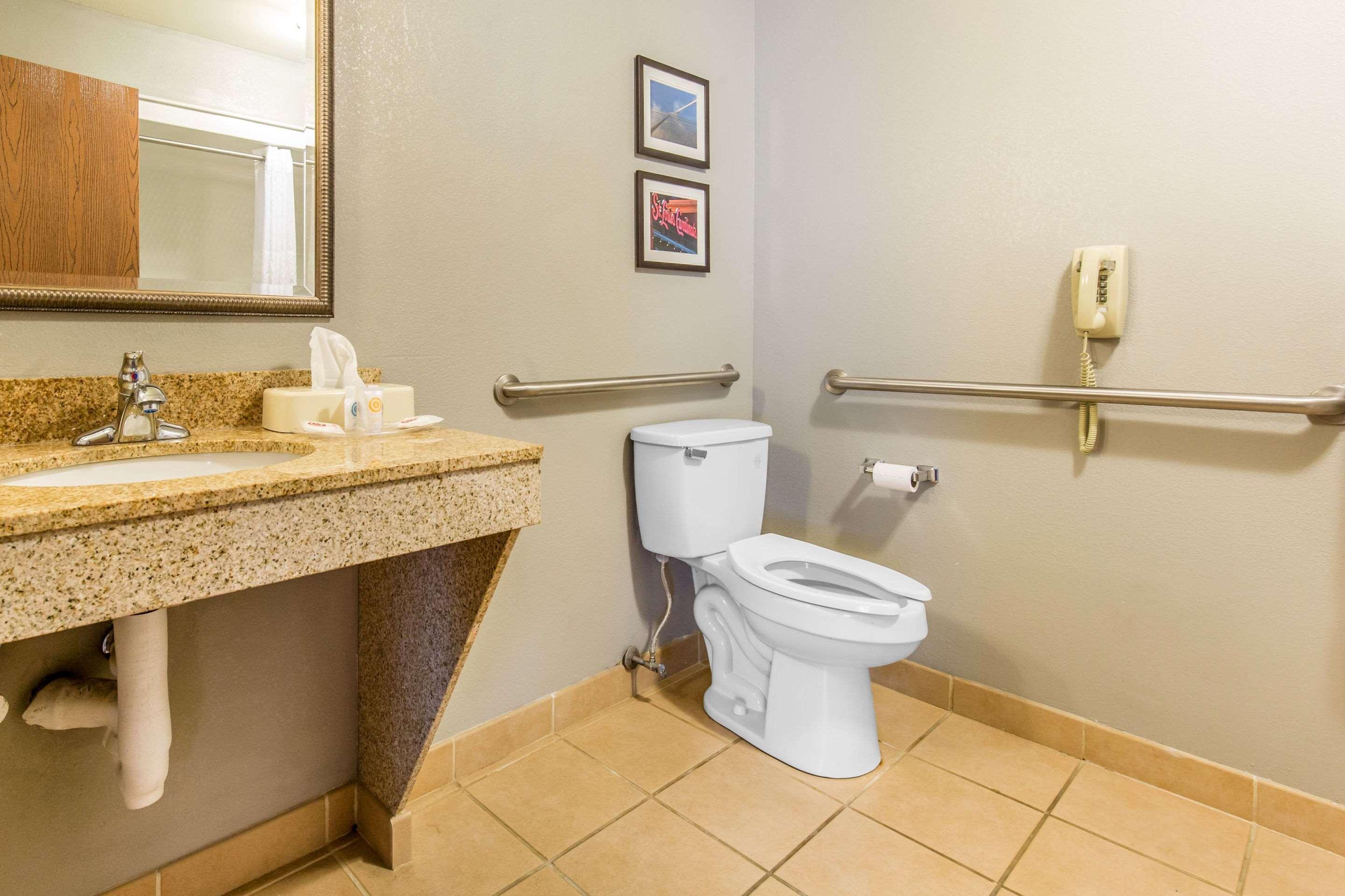 Comfort Suites Fairview Heights Exterior foto