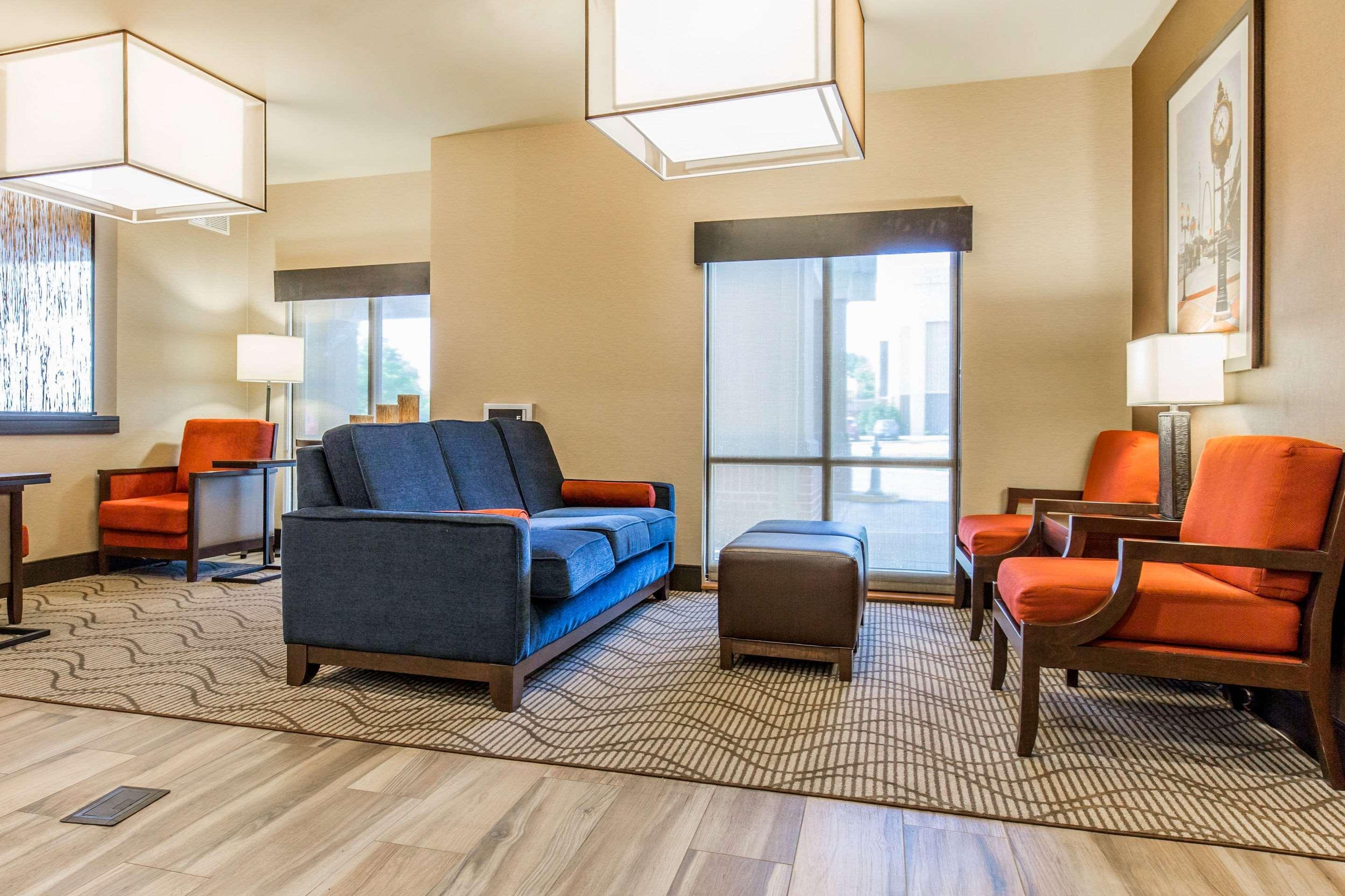 Comfort Suites Fairview Heights Exterior foto